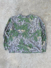 Load image into Gallery viewer, Vintage Mossy Oak Shadowleaf Long Sleeve (L)