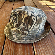 Load image into Gallery viewer, Haas Outdoors Mossy Oak Treestand Hat (M) 🇺🇸