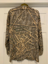 Load image into Gallery viewer, Mossy Oak Shadowgrass LS Mock Turtleneck Shirt (L)