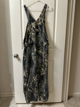 Load image into Gallery viewer, Vintage Mossy Oak Bibs Breakup (M)