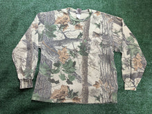 Load image into Gallery viewer, Realtree Camo Jerzees Outdoors Front Pocket Long Sleeve Shirt Large