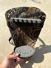 Load image into Gallery viewer, Vintage Mossy Oak Treestand Camo Quiver