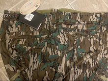 Load image into Gallery viewer, Nomad Pants NWT