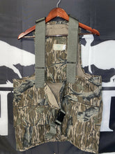 Load image into Gallery viewer, Original Mossy Oak Treestand Strap Vest (XL) 🇺🇸