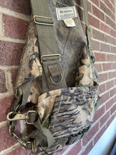 Load image into Gallery viewer, McAlister Mossy Oak Shadowbranch Upland Strap Vest/Gamebag (L/XL)