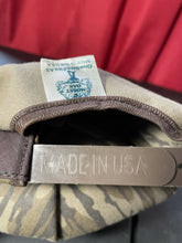 Load image into Gallery viewer, Mossy Oak Green Tag Hat