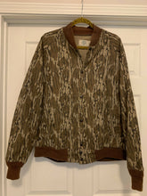Load image into Gallery viewer, Mossy Oak Bottomland Bomber