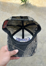 Load image into Gallery viewer, Vintage Florida Gators Break Up Camo Snapback