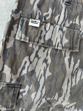 Load image into Gallery viewer, Duxbak Mossy Oak Bottomland Pants (Size in Description)