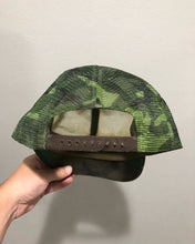 Load image into Gallery viewer, 90s Army Camo Snapback