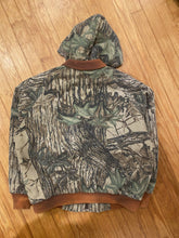 Load image into Gallery viewer, Vintage Duxbak Realtree Camo Insulated Hooded Bomber Jacket (L/XL)