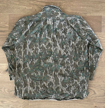 Load image into Gallery viewer, Original Mossy Oak Greenleaf Button Down Shirt (XXL)🇺🇸