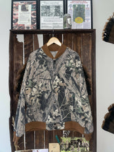 Load image into Gallery viewer, Mossy Oak Break Up (1st Gen) Bomber (XL)🇺🇸