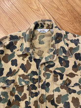 Load image into Gallery viewer, Vintage Duxbak Duck Camo Chamois Button Up Shirt (L/XL) 🇺🇸