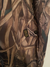 Load image into Gallery viewer, Ducks Unlimited Whitewater Outdoors Goretex pants XL