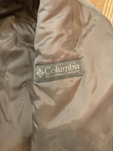 Load image into Gallery viewer, Columbia Men&#39;s small Shell