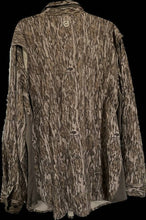 Load image into Gallery viewer, Magellan Lightweight Bottomland Long sleeve shirt