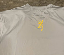 Load image into Gallery viewer, BROWNING Men's Long Sleeve Sun Shirt with Pad Pockets NEW WITH TAGS LARGE