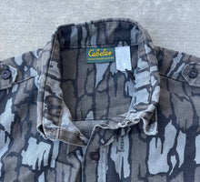 Load image into Gallery viewer, Cabela’s Trebark Button Down Shirt (XL)