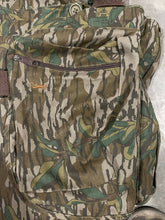 Load image into Gallery viewer, 90’s Duxbak Mossy Oak Greenleaf Strap Vest (L/XL)🇺🇸