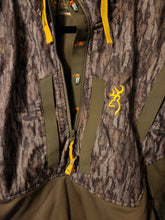 Load image into Gallery viewer, Browning Softshell Hoodie Bottomland (Large)