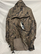 Load image into Gallery viewer, Mossy Oak Treestand Columbia Jacket (L)
