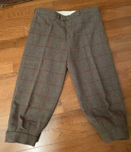Load image into Gallery viewer, Carter’s Country Wear Tweed Breeks Sz 40