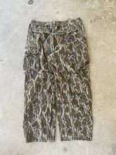 Load image into Gallery viewer, Mossy Oak Bottomland Pants 39 x 30.5