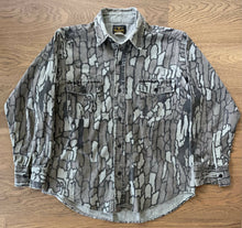 Load image into Gallery viewer, Deerskin Trebark Button Down Shirt (L)🇺🇸