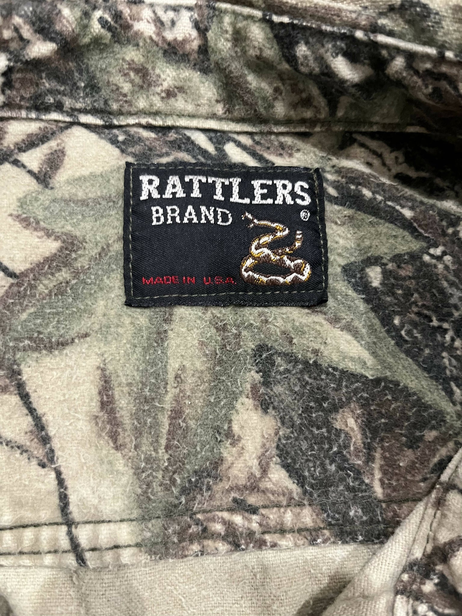 Vintage Rattler Brand Shirt Jacket Realtree Pattern (XL