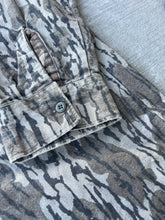 Load image into Gallery viewer, Original Mossy Oak Bottomland Chamois Button Down Shirt (XXL) 🇺🇸