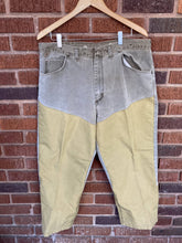 Load image into Gallery viewer, Wrangler Rugged Wear Hunting Pants Size 38x26