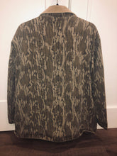 Load image into Gallery viewer, Vintage Mossy Oak Bottomland Cord Collar Coat (L)🇺🇸