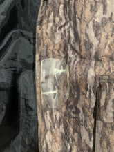 Load image into Gallery viewer, Drake Mossy Oak Vest (XXL)
