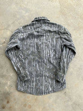 Load image into Gallery viewer, Vintage Walls Faded Realtree Camo Chamois Button Up Shirt (S) 🇺🇸