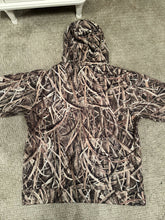 Load image into Gallery viewer, Mossy Oak hoodie - L
