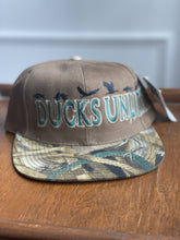 Load image into Gallery viewer, Ducks Unlimited Advantage Wetlands Hat