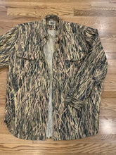 Load image into Gallery viewer, M2D grass camo button down