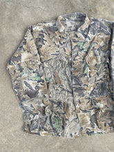 Load image into Gallery viewer, Vintage Realtree Advantage Camo Lightweight Jacket (L/XL)