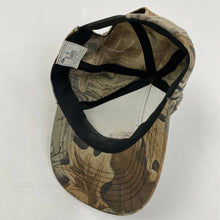 Load image into Gallery viewer, VTG CAMO NORTH AMERICAN HUNTiNG CLUB HAT