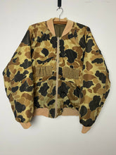 Load image into Gallery viewer, Vintage Duck Camo Reversible Jacket