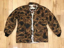 Load image into Gallery viewer, Vintage Quilted Camo Reversible Coat/Jacket (L)