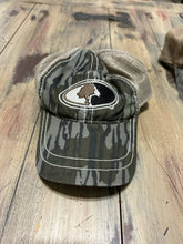 Load image into Gallery viewer, Mossy oak bottomland hat