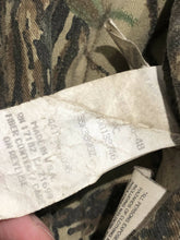 Load image into Gallery viewer, 90s Duxbak Realtree Camo Reversible Hunting Jacket