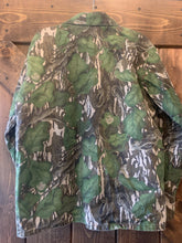 Load image into Gallery viewer, Mossy Oak Full Foliage 3 Pocket Jacket (M)🇺🇸