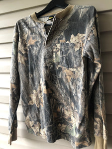 Sasquatch Mossy Oak Pocket Light Shirt (M/L)