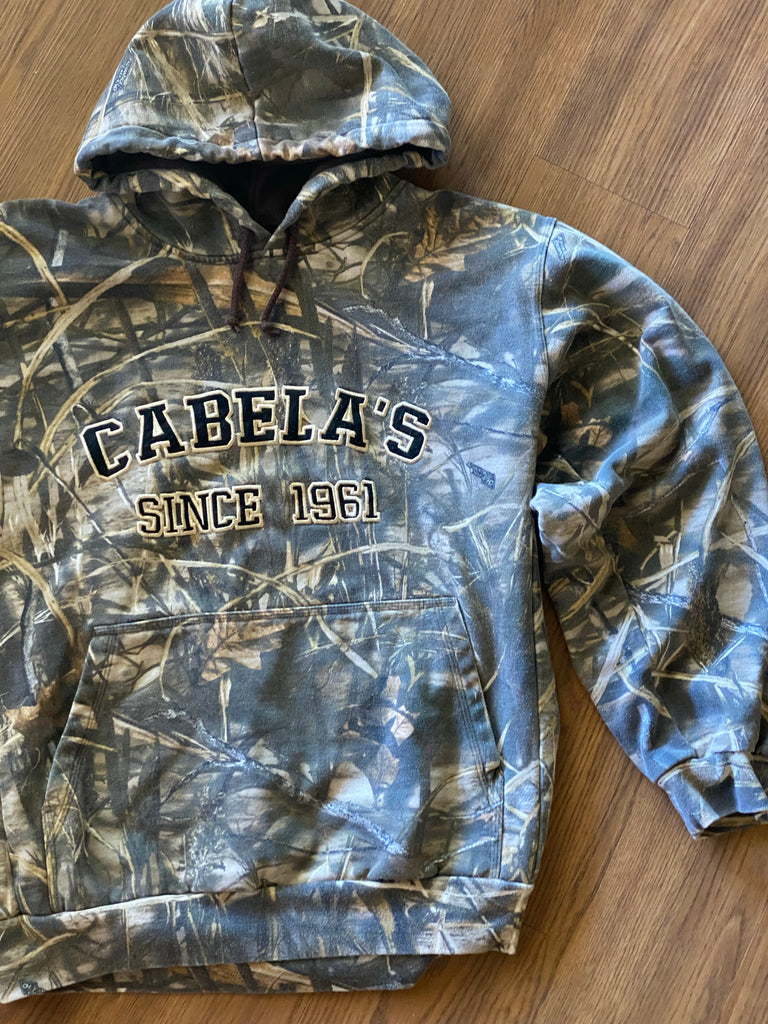 Cabela's store camo sweatshirt