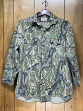 Load image into Gallery viewer, Mossy Oak Treestand Shirt (XXL)🇺🇸