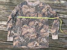 Load image into Gallery viewer, Mossy Oak Fall Foliage Shirt (L)🇺🇸