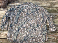 Load image into Gallery viewer, Mossy Oak Treestand Shirt (XXXL)🇺🇸